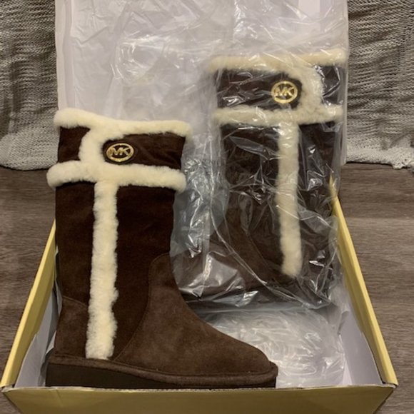 Michael Kors Suede Winter Tall Boots II Like Uggs - Picture 2 of 5